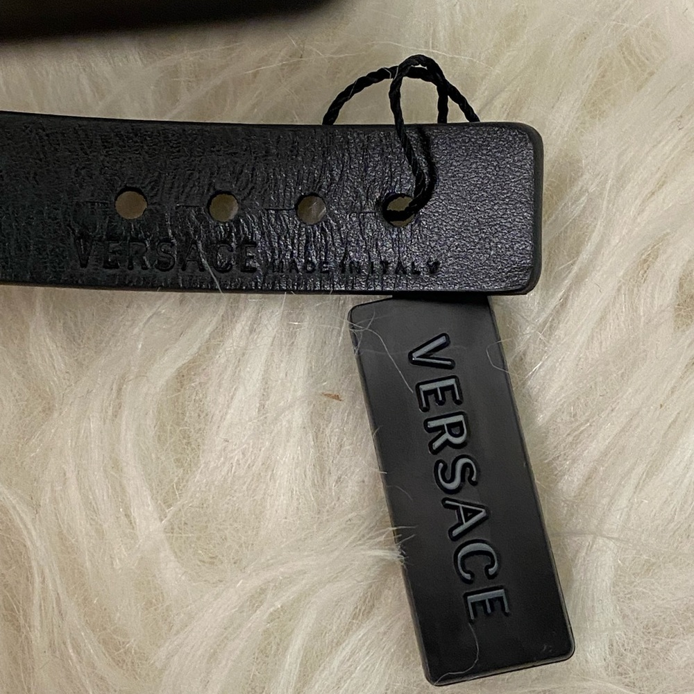 New💕VERSACE MEDUSA STUD LEATHER BRACELET 💕 - Picture 6 of 7